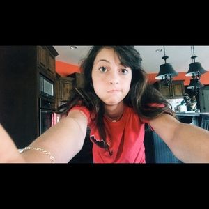 Meet your Posher, Michaela